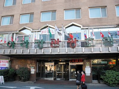 Ramada Encore By Wyndham Busan Station Exterior foto